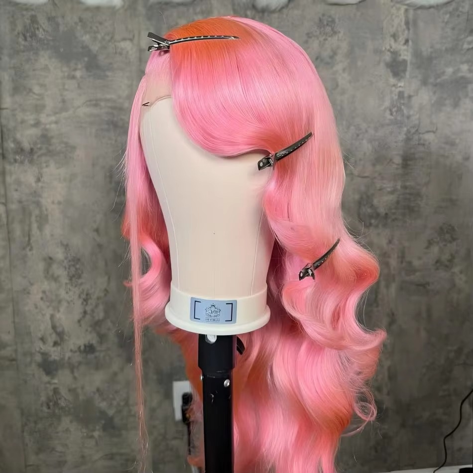 Kręcona, różowa peruka z synte – Pre Parted 13X4 Lace Front Bob Wig recenzja i cena